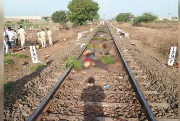 Maharashtra  train accident:At least 16 migrant labourers died